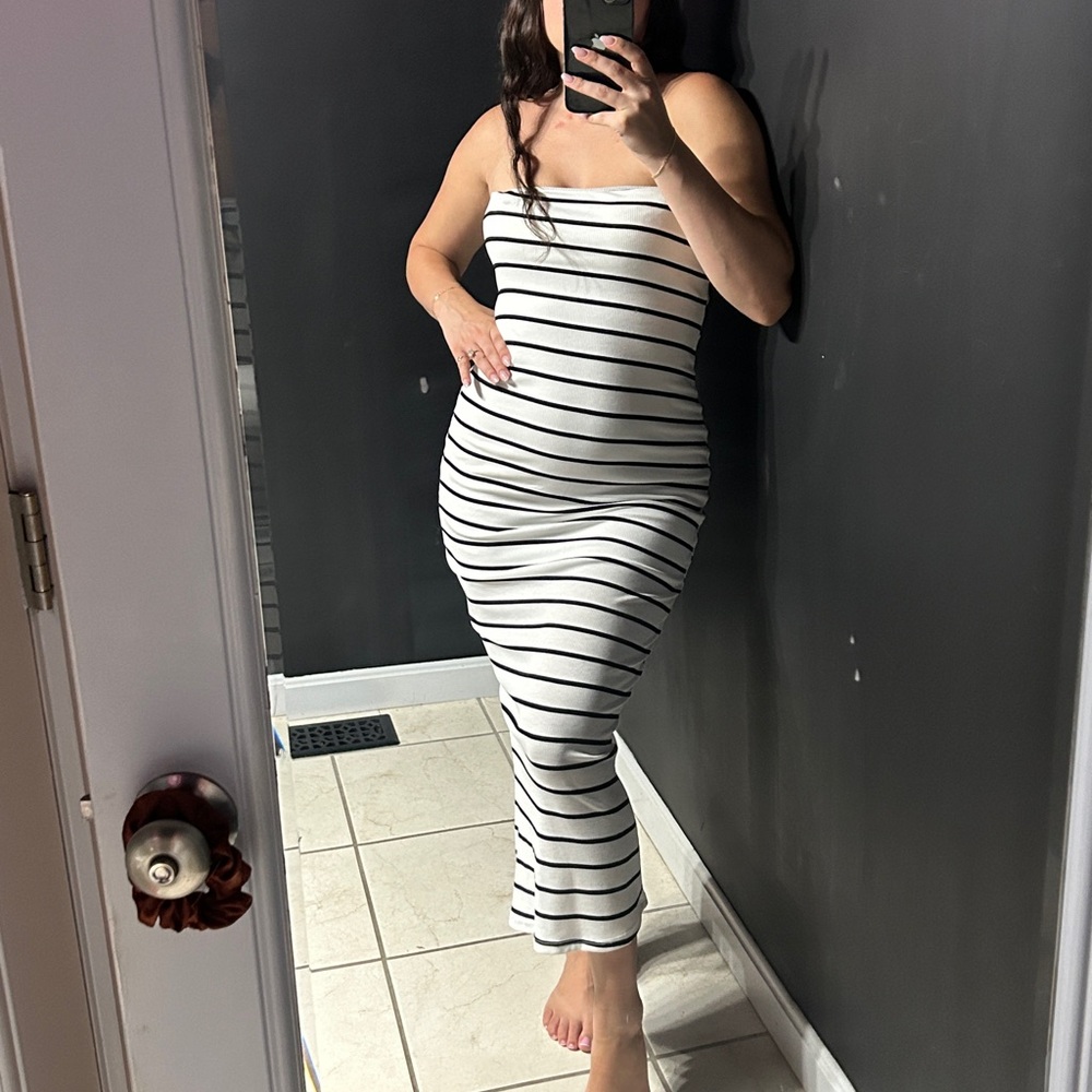striped bodycon dress